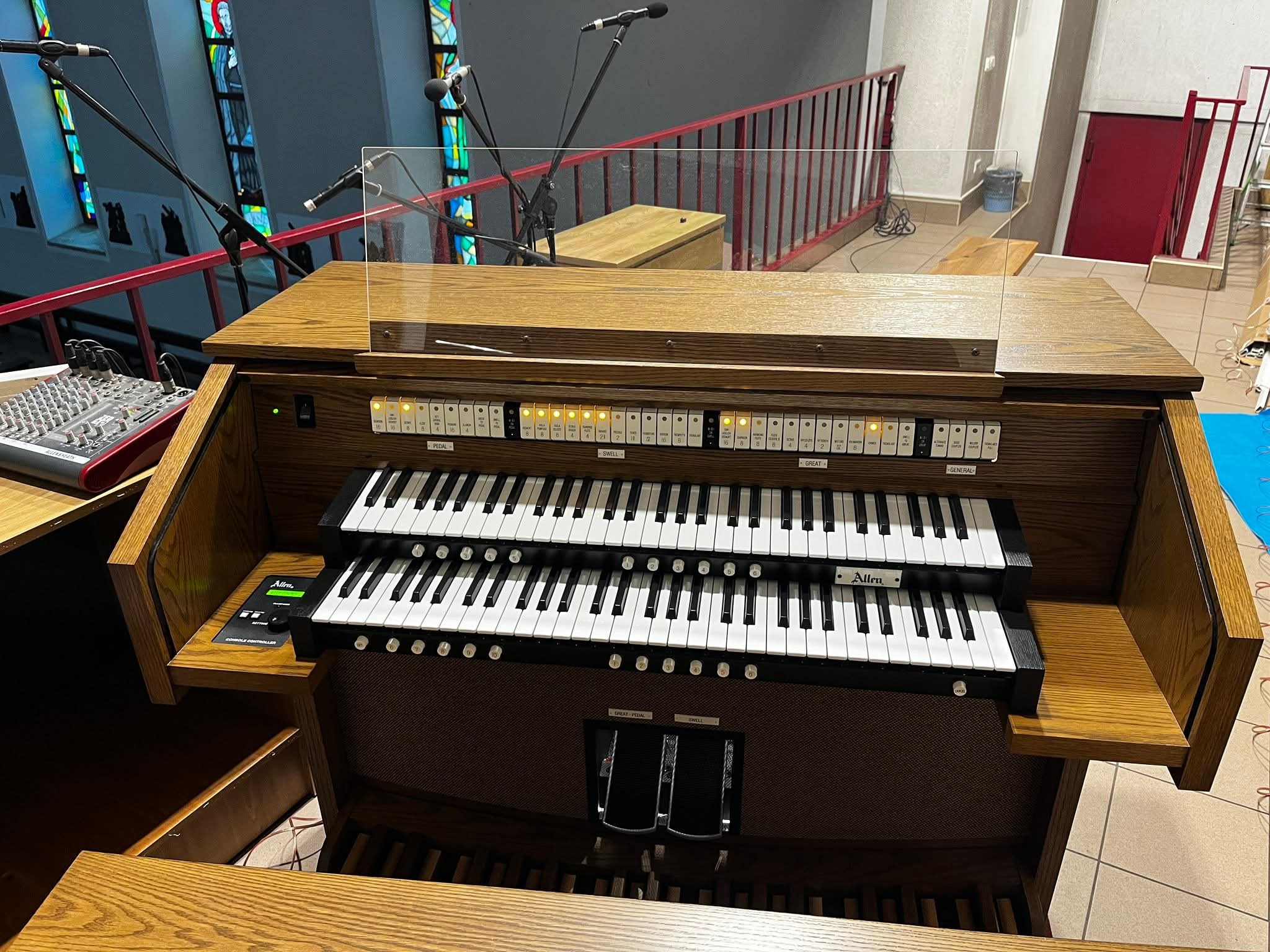 PKMuz.pl oficjalny dystrybutor firmy Allen Organs oraz Content Organs