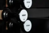 mondri-236-ral9005-detail-3